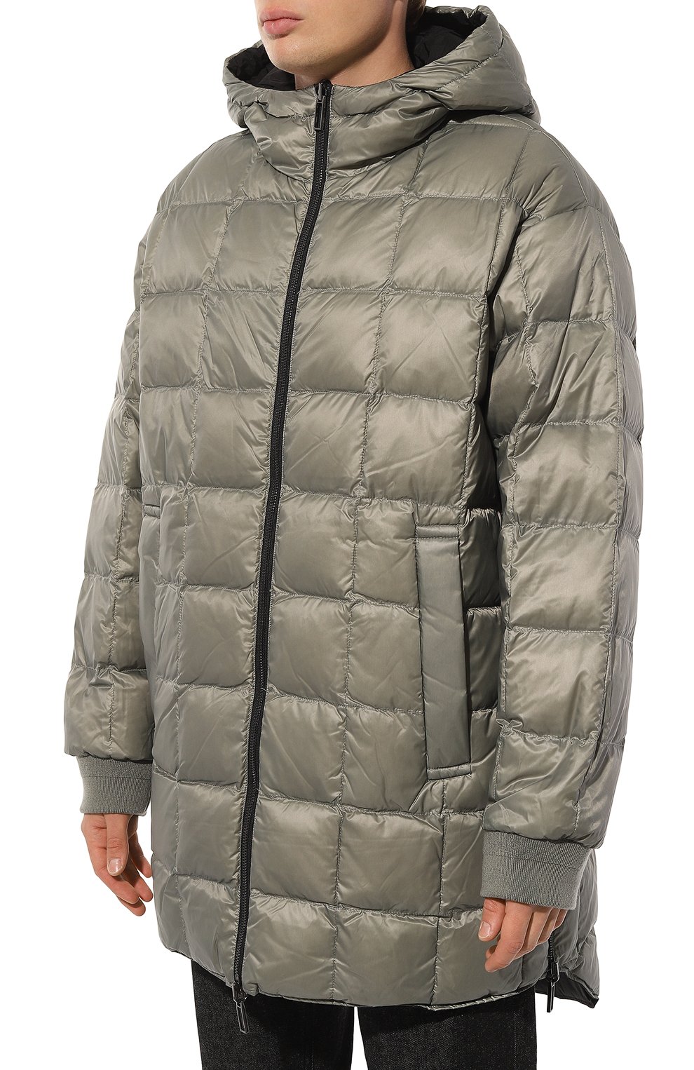 Двусторонний пуховик EMPORIO ARMANI черного цвета по цене 74250 руб., арт. 6R1L95/1NHMZ, фото 6 Двусторонний пуховик EMPORIO ARMANI, арт. 6R1L95/1NHMZ, фото 6