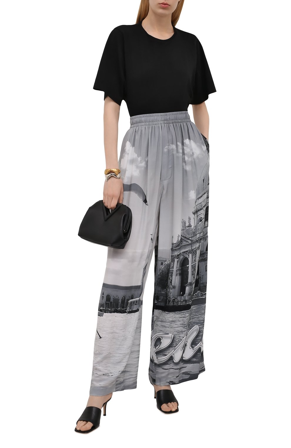 Брюки из вискозы BALENCIAGA серого цвета по цене 73200 руб., арт. 658901/TKL93, фото 2 Брюки из вискозы BALENCIAGA, арт. 658901/TKL93, фото 2