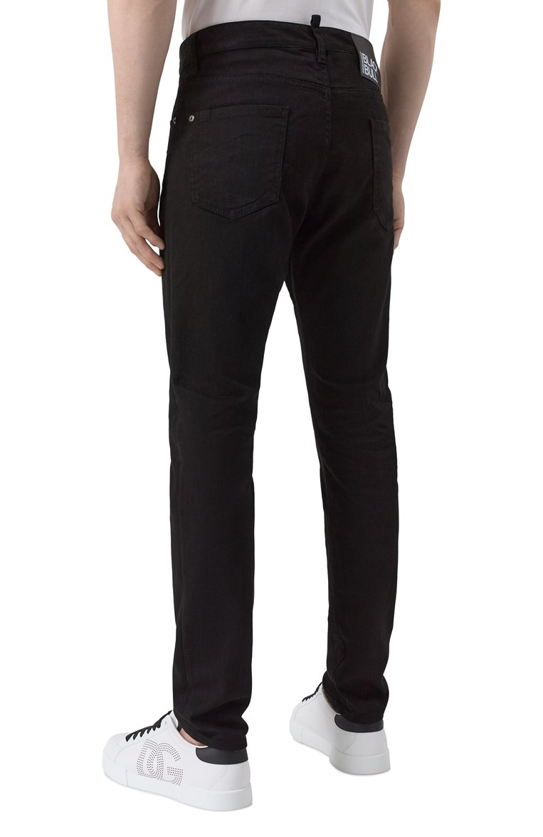 Мужские джинсы cool guy DSQUARED2 черного цвета, арт. S74LB1492/S39781 | Фото 4 (Длина (брюки, джинсы): Стандартные; Кросс-КТ: Деним; Стили: Кэжуэл, Повседневный; Материал внешний: Деним, Хлопок; Автоматизация состава: Проставлено; Автоматизация ТО: Проставлено; Детали: Однотонный; Силуэт М (брюки): Узкие)