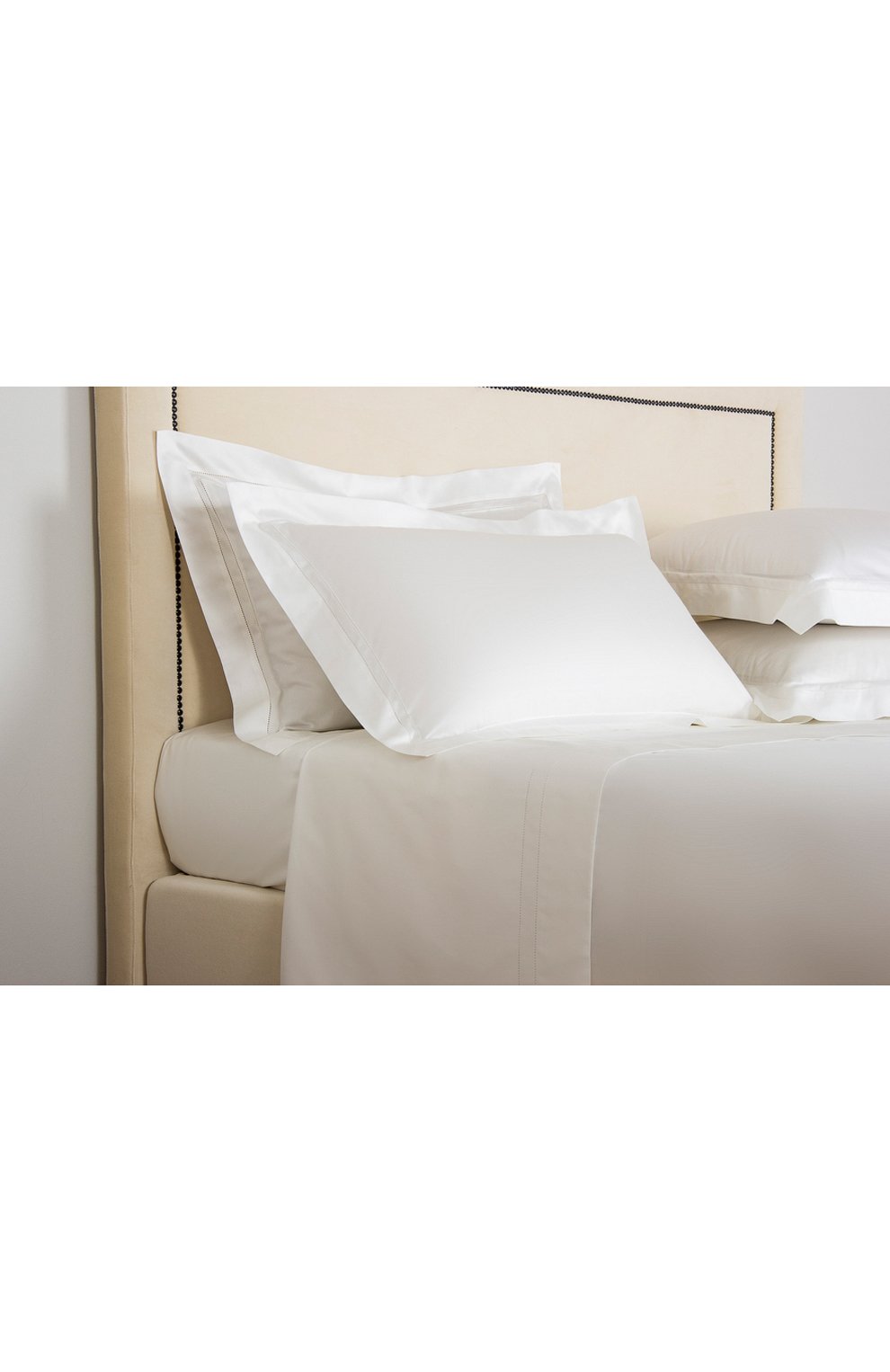 Комплект постельного белья doppio a'jour FRETTE кремового цвета по цене 153500 руб., арт. FR0401 E3491 240B, фото 9 Комплект постельного белья doppio a'jour FRETTE, арт. FR0401 E3491 240B, фото 9