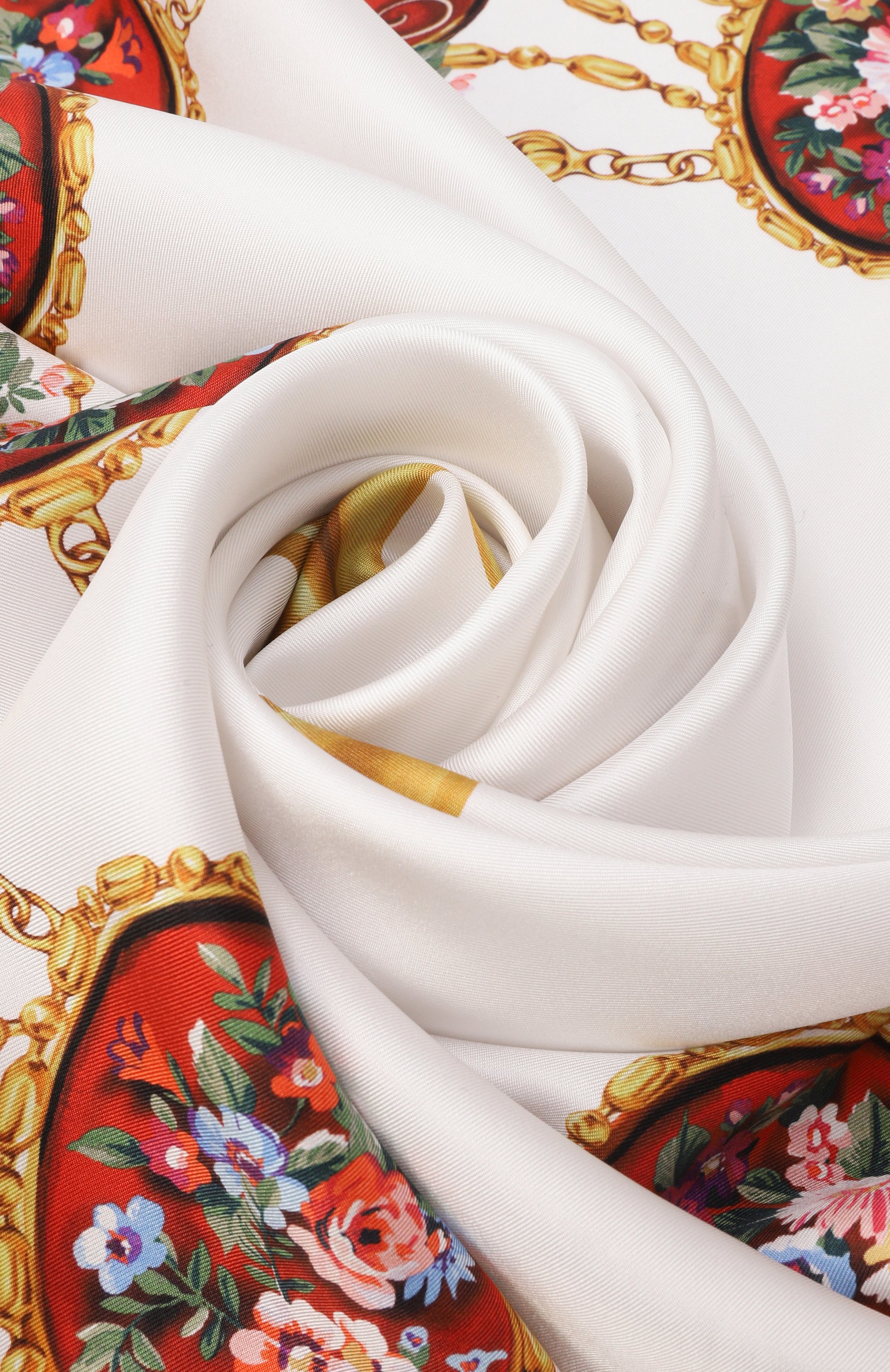 Шелковый платок DOLCE & GABBANA белого цвета по цене 69950 руб., арт. FN090R/GDDLK, фото 3 Шелковый платок DOLCE & GABBANA, арт. FN090R/GDDLK, фото 3