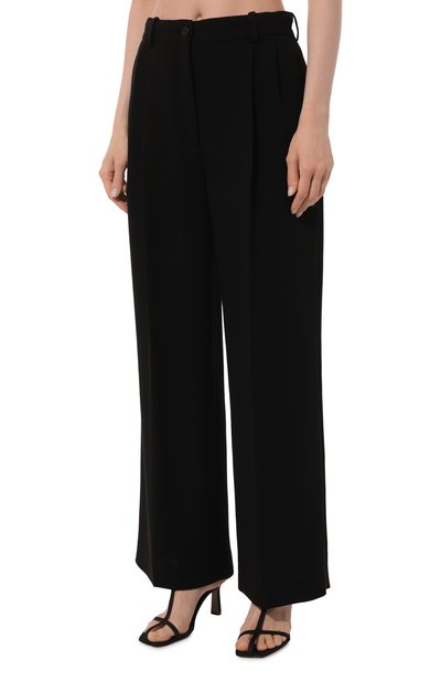 Шерстяные брюки THE ROW черного цвета по цене 199500 руб., арт. 7365W2571, фото 3 Шерстяные брюки THE ROW, арт. 7365W2571, фото 3