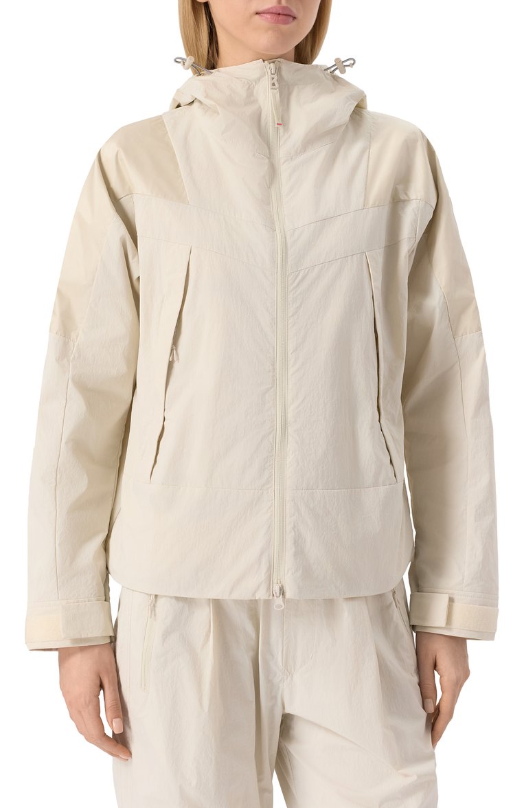 Женская ветровка BOGNER FIRE+ICE кремового цвета, арт. 34749439 | Фото 3 (Длина (верхняя одежда): Короткие; Рукава: Длинные; Материал внешний: Синтетический материал; Материал подклада: Синтетический материал; Кросс-КТ: Ветровки, Куртка; Стили: Спорт-шик)
