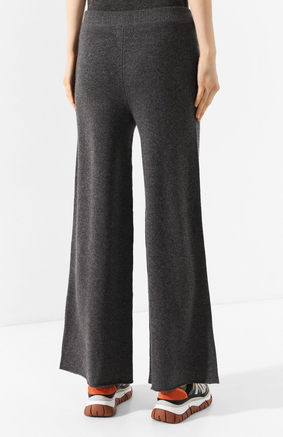 Кашемировые брюки NOT SHY серого цвета по цене 47700 руб., арт. 3501032C, фото 4 Кашемировые брюки NOT SHY, арт. 3501032C, фото 4