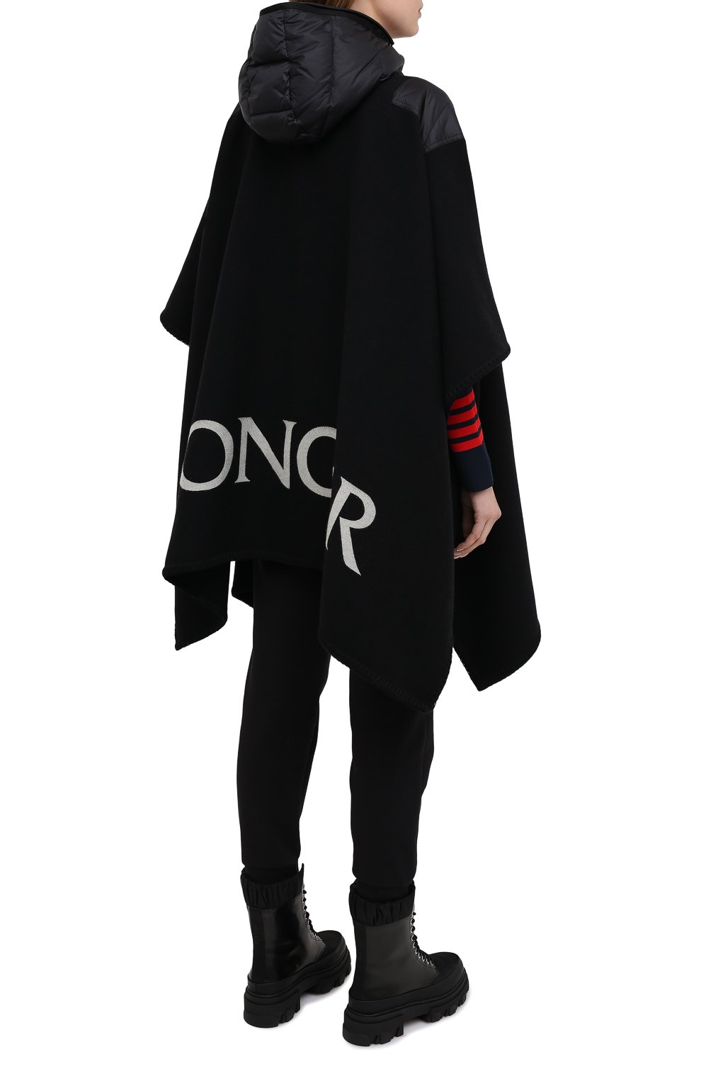 Шерстяное пончо MONCLER черного цвета по цене 99500 руб., арт. G1-093-3G515-00-A0189, фото 4 Шерстяное пончо MONCLER, арт. G1-093-3G515-00-A0189, фото 4