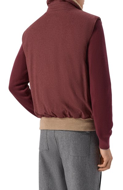 Пуховый жилет BRUNELLO CUCINELLI бордового цвета по цене 533000 руб., арт. MM4701624, фото 4 Пуховый жилет BRUNELLO CUCINELLI, арт. MM4701624, фото 4