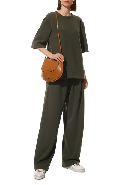 Футболка DRIES VAN NOTEN хаки цвета по цене 35650 руб., арт. 221-011151-4308, фото 2 Футболка DRIES VAN NOTEN, арт. 221-011151-4308, фото 2