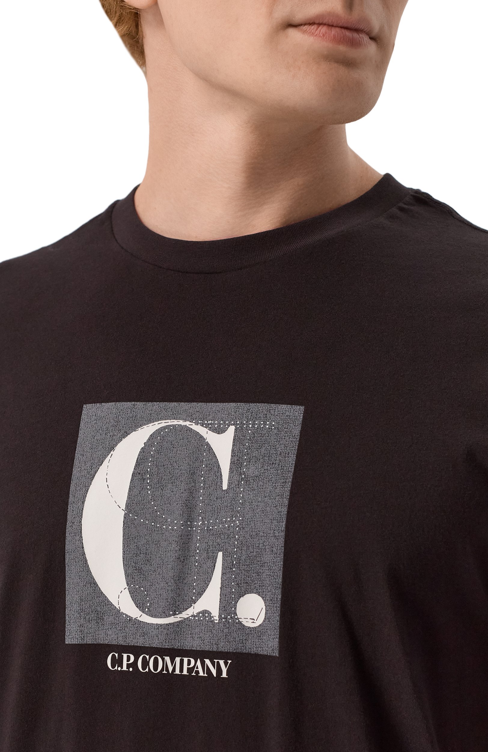 Хлопковая футболка C.P. COMPANY черного цвета по цене 16600 руб., арт. 21CMTS165A/005100W, фото 5 Хлопковая футболка C.P. COMPANY, арт. 21CMTS165A/005100W, фото 5