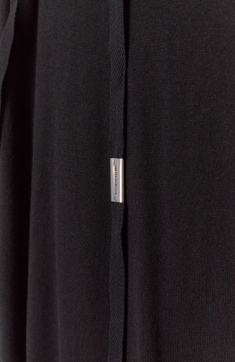 Женский пуловер из хлопка и кашемира ANN DEMEULEMEESTER черного цвета, арт. B0012521/KN055 | Фото 6 (Длина (для топов): Удлиненные; Материал внешний: Шерсть, Кашемир, Хлопок; Рукава: Длинные; Женское Кросс-КТ: Пуловер-одежда; Стили: Минимализм)