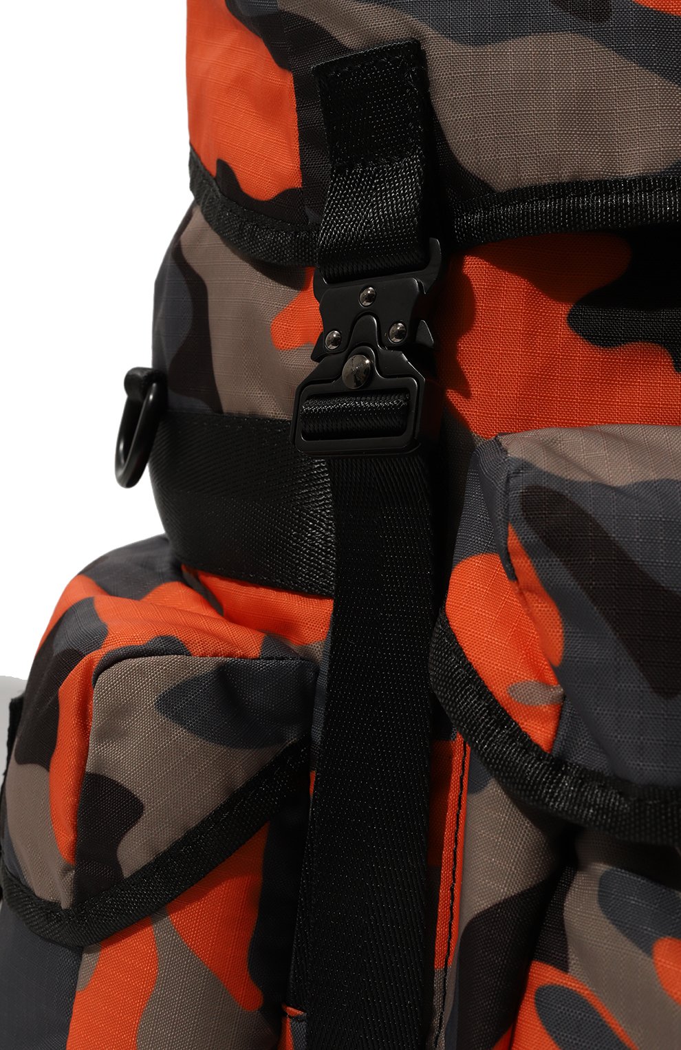 Текстильный рюкзак ceresio 9 DSQUARED2 оранжевого цвета по цене 58550 руб., арт. BPM0078/16805525, фото 3 Текстильный рюкзак ceresio 9 DSQUARED2, арт. BPM0078/16805525, фото 3