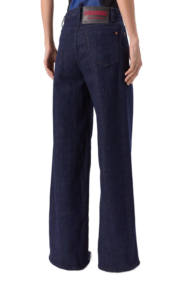 Женские джинсы traveller DSQUARED2 темно-синего цвета, арт. S72LB0861/S30664 | Фото 4 (Длина (брюки, джинсы): Удлиненные; Материал внешний: Хлопок, Деним; Силуэт Ж (брюки и джинсы): Прямые; Стили: Кэжуэл; Кросс-КТ: Деним; Автоматизация ТО: Проставлено; Автоматизация состава: Проставлено)
