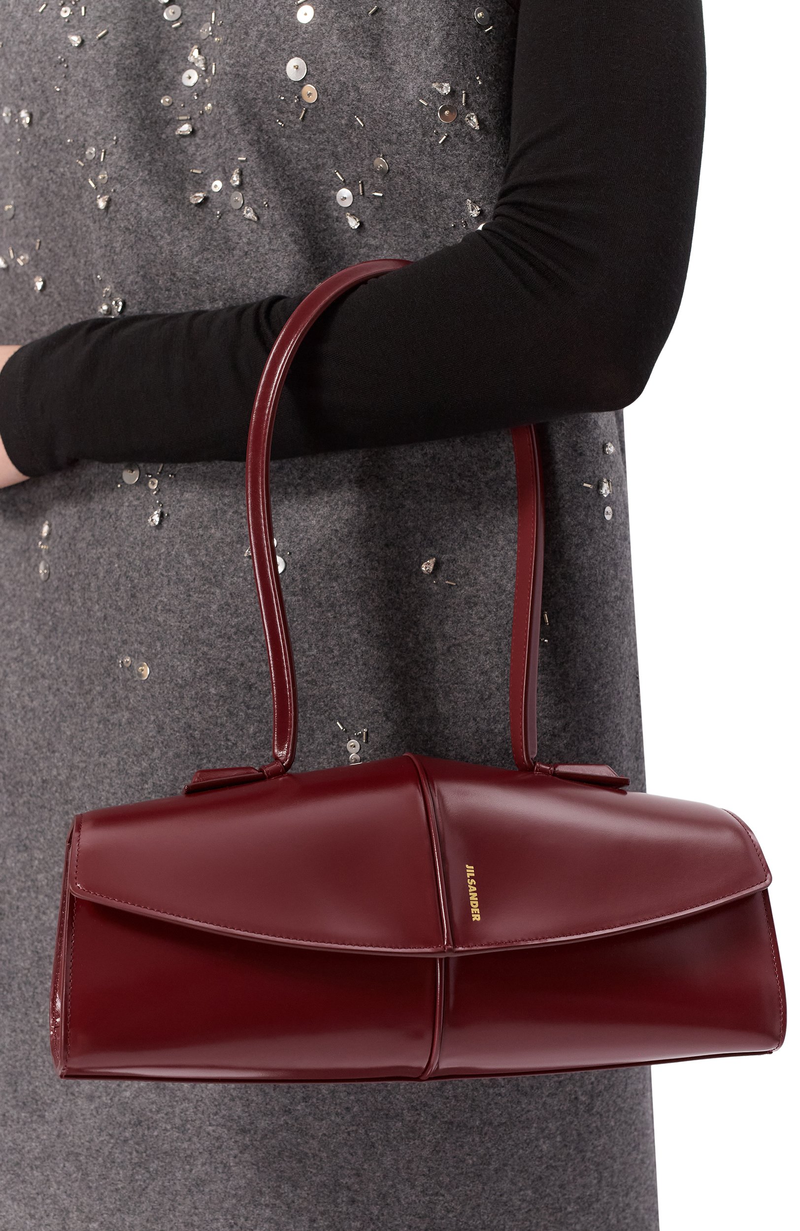 Сумка linea JIL SANDER бордового цвета по цене 199500 руб., арт. J08ZH0104/P9054, фото 2 Сумка linea JIL SANDER, арт. J08ZH0104/P9054, фото 2
