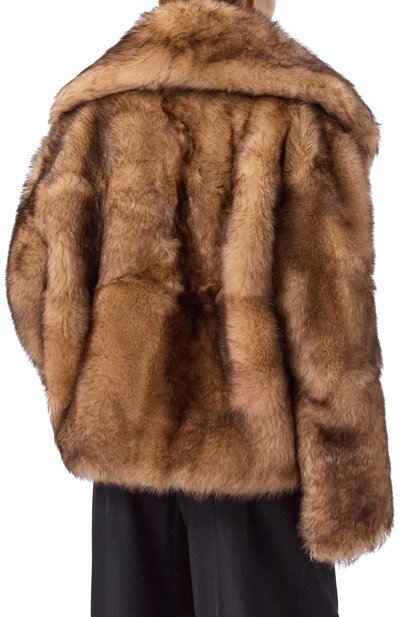 Шуба из овчины ELIE SAAB коричневого цвета по цене 1500000 руб., арт. J0157NF25/FR002, фото 4 Шуба из овчины ELIE SAAB, арт. J0157NF25/FR002, фото 4