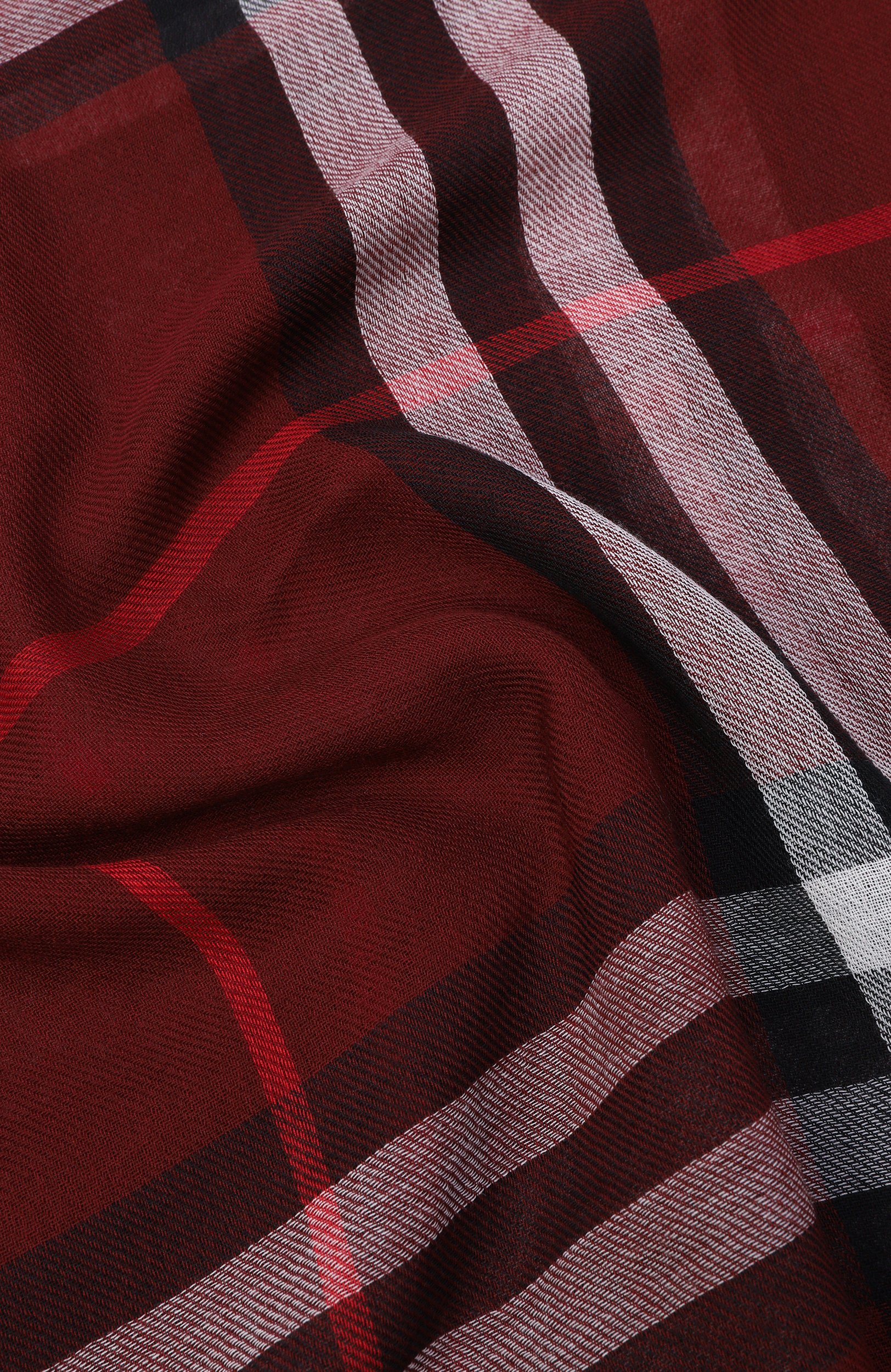Шерстяной шарф BURBERRY бордового цвета по цене 64700 руб., арт. 8110471, фото 3 Шерстяной шарф BURBERRY, арт. 8110471, фото 3