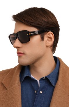 Мужские солнцезащитные очки DOLCE & GABBANA коричневого цвета, арт. 4430-502/73 | Фото 2 (Региональные ограничения белый список (Axapta Mercury): Не проставлено; Нос: Не проставлено; Кросс-КТ: С/з-мужское; Тип очков: С/з; Материал: Пластик; Очки форма: Авиаторы, Узкие, Квадратные; Оптика Гендер: оптика-мужское)