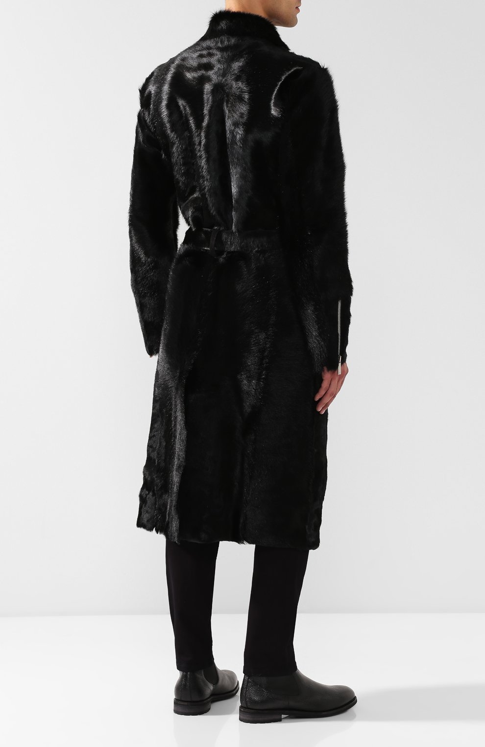 Шуба EMPORIO ARMANI черного цвета по цене 674500 руб., арт. 11L40P/11P42, фото 4 Шуба EMPORIO ARMANI, арт. 11L40P/11P42, фото 4