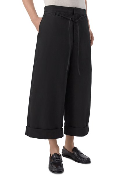 Хлопковые брюки JACQUEMUS черного цвета по цене 65650 руб., арт. 26EPAM00574/AW00648, фото 3 Хлопковые брюки JACQUEMUS, арт. 26EPAM00574/AW00648, фото 3