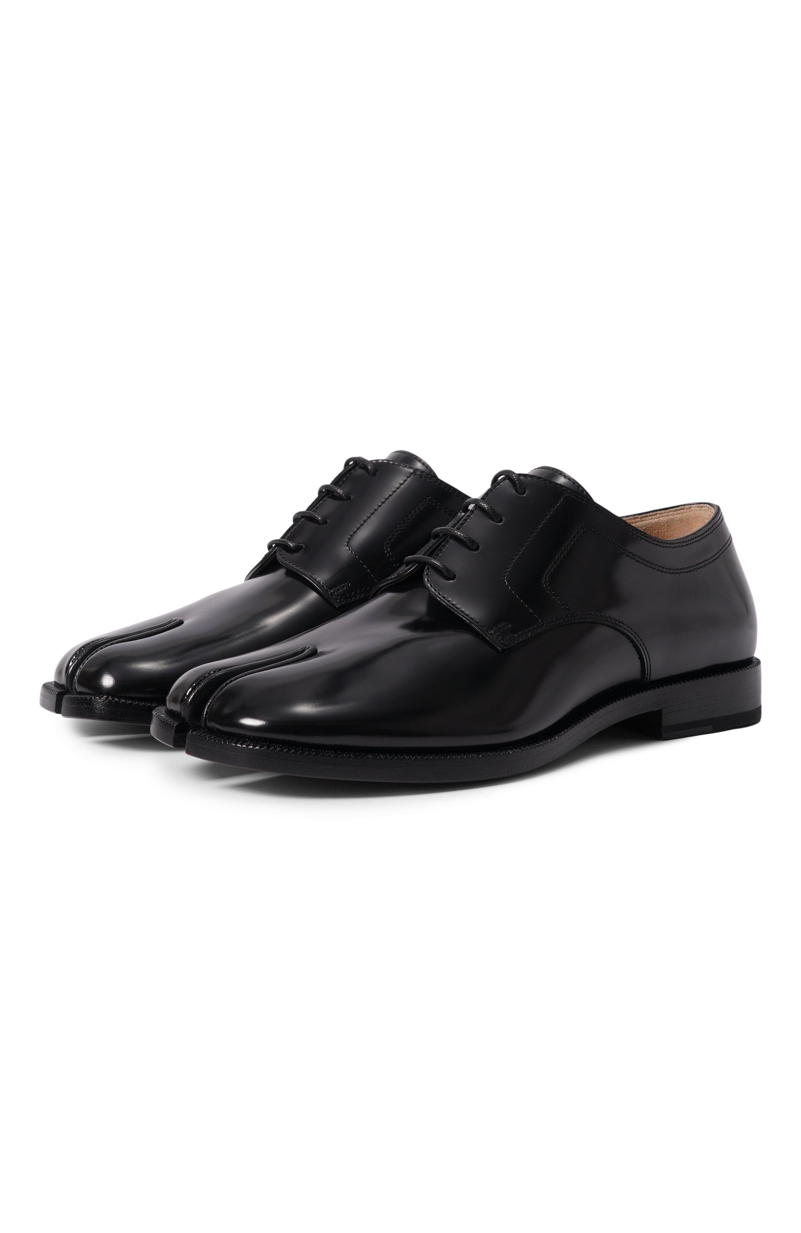 Кожаные дерби tabi MAISON MARGIELA черного цвета по цене 137000 руб., арт. S34WQ0021/PS679_001, фото 1 Кожаные дерби tabi MAISON MARGIELA, арт. S34WQ0021/PS679_001, фото 1