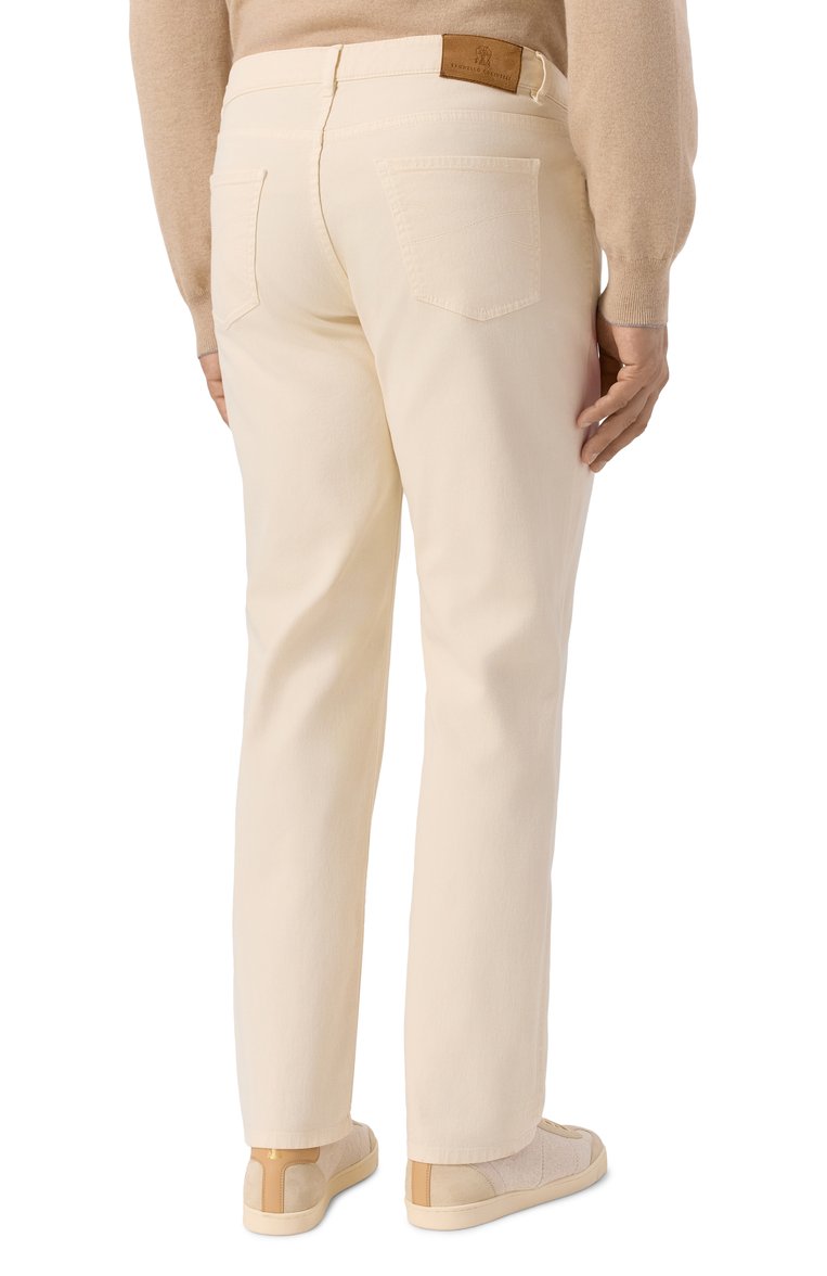 Мужские джинсы traditional fit BRUNELLO CUCINELLI светло-бежевого цвета, арт. M277PB3210 | Фото 4 (Длина (брюки, джинсы): Стандартные; Кросс-КТ: Деним; Силуэт М (брюки): Прямые; Материал внешний: Деним, Хлопок; Стили: Повседневный; Автоматизация ТО: Проставлено; Автоматизация состава: Проставлено; Детали: Без декора; Размерность: Идёт в размер)