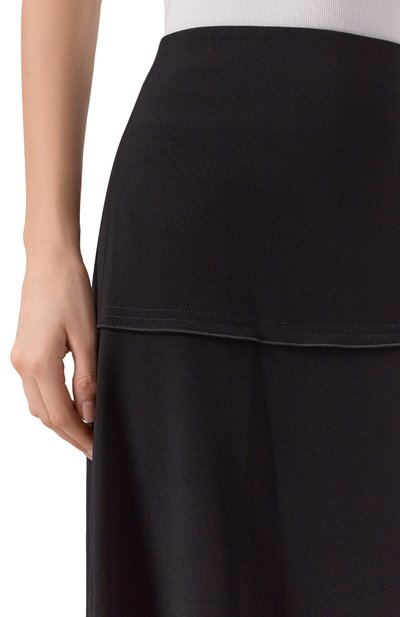 Юбка THEORY черного цвета по цене 59950 руб., арт. Q0109307, фото 5 Юбка THEORY, арт. Q0109307, фото 5