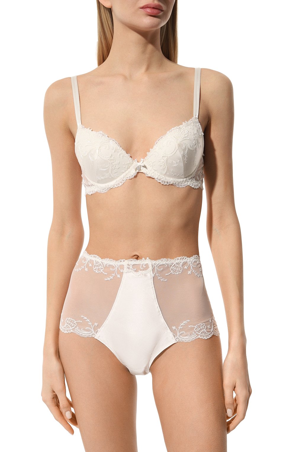 Бюстгальтер LISE CHARMEL белого цвета по цене 27810 руб., арт. ACC8580, фото 2 Бюстгальтер LISE CHARMEL, арт. ACC8580, фото 2