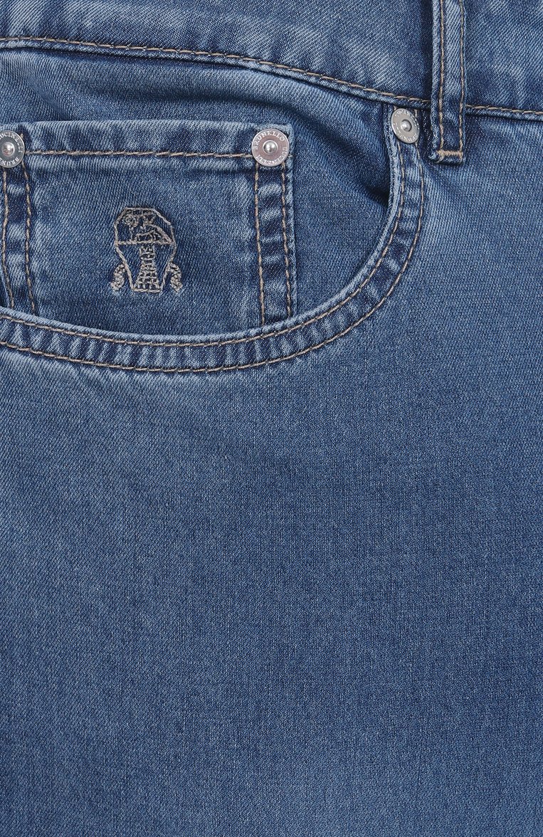 Мужские джинсы traditional fit BRUNELLO CUCINELLI синего цвета, арт. M238PB3210 | Фото 5 (Материал внешний: Хлопок, Деним; Длина (брюки, джинсы): Стандартные; Детали: Делаве; Силуэт М (брюки): Прямые; Кросс-КТ: Деним; Стили: Классический; Автоматизация ТО: Проставлено; Автоматизация состава: Проставлено; Размерность: Идёт в размер)