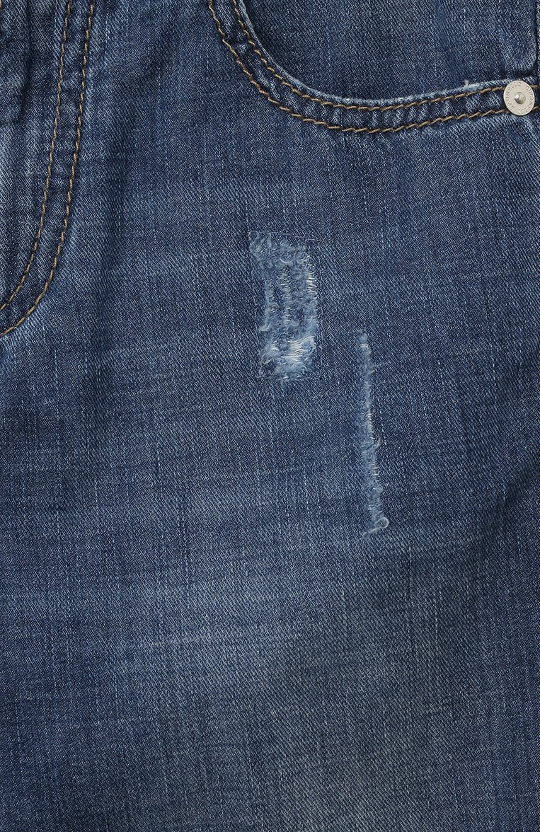 Детские джинсы BRUNELLO CUCINELLI синего цвета, арт. BE645D304A | Фото 3 (Материал сплава: Проставлено; Нос: Не проставлено; Материал внешний: Хлопок; Детали: Потертости)