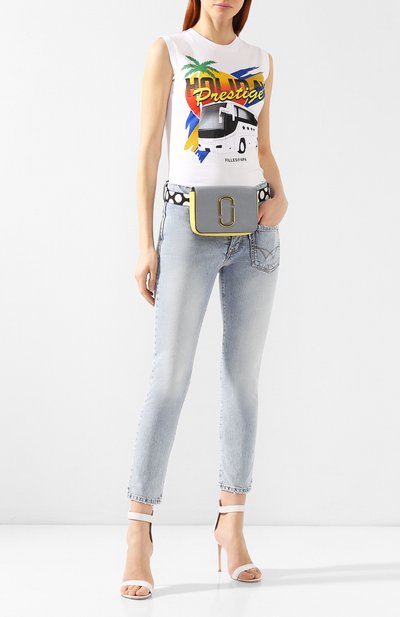 Поясная сумка the hip shot MARC JACOBS (THE) серого цвета по цене 46300 руб., арт. M0014102, фото 2 Поясная сумка the hip shot MARC JACOBS (THE), арт. M0014102, фото 2