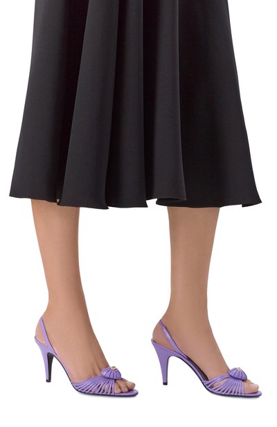 Кожаные босоножки coeur royal 85 VALENTINO сиреневого цвета по цене 125500 руб., арт. 8W2S0LU8/DMD, фото 2 Кожаные босоножки coeur royal 85 VALENTINO, арт. 8W2S0LU8/DMD, фото 2