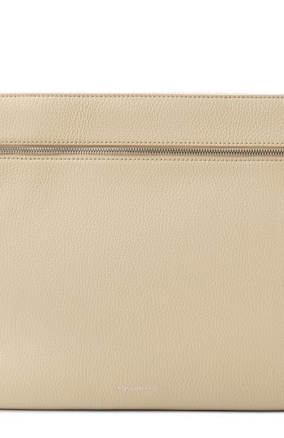 Чехол для ноутбука COCCINELLE светло-бежевого цвета по цене 13650 руб., арт. E5 MUK 86 01 01, фото 4 Чехол для ноутбука COCCINELLE, арт. E5 MUK 86 01 01, фото 4