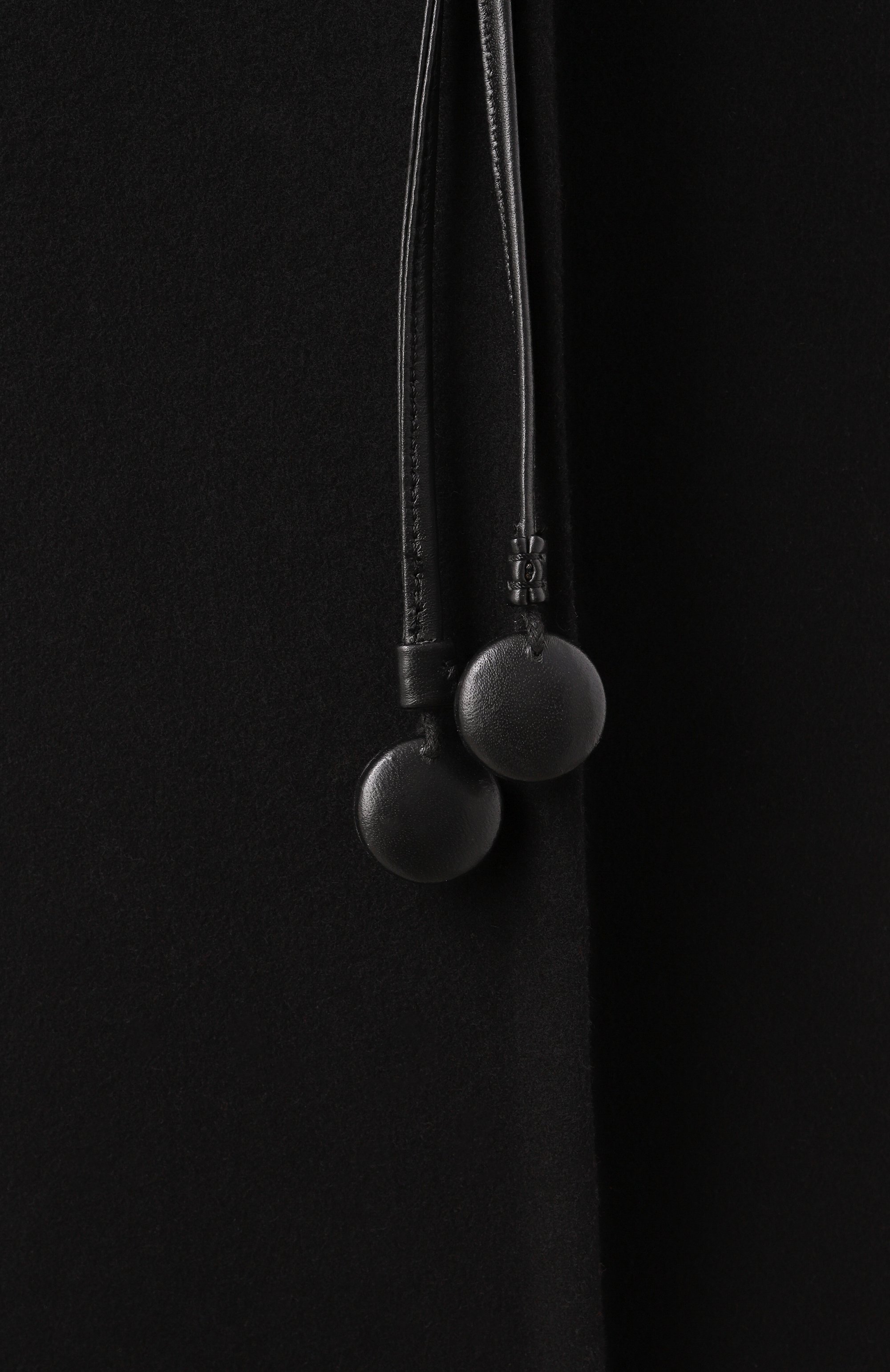 Кашемировое пальто MVST черного цвета по цене 483000 руб., арт. TXBPLSL-Y219-1/LC1597, фото 6 Кашемировое пальто MVST, арт. TXBPLSL-Y219-1/LC1597, фото 6