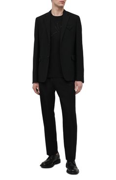 Мужские шерстяные брюки VERSACE черного цвета, арт. A88845/1F00737 | Фото 2 (Материал внешний: Шерсть; Длина (брюки, джинсы): Стандартные; Случай: Повседневный; Стили: Кэжуэл; Материал сплава: Проставлено; Драгоценные камни: Проставлено)