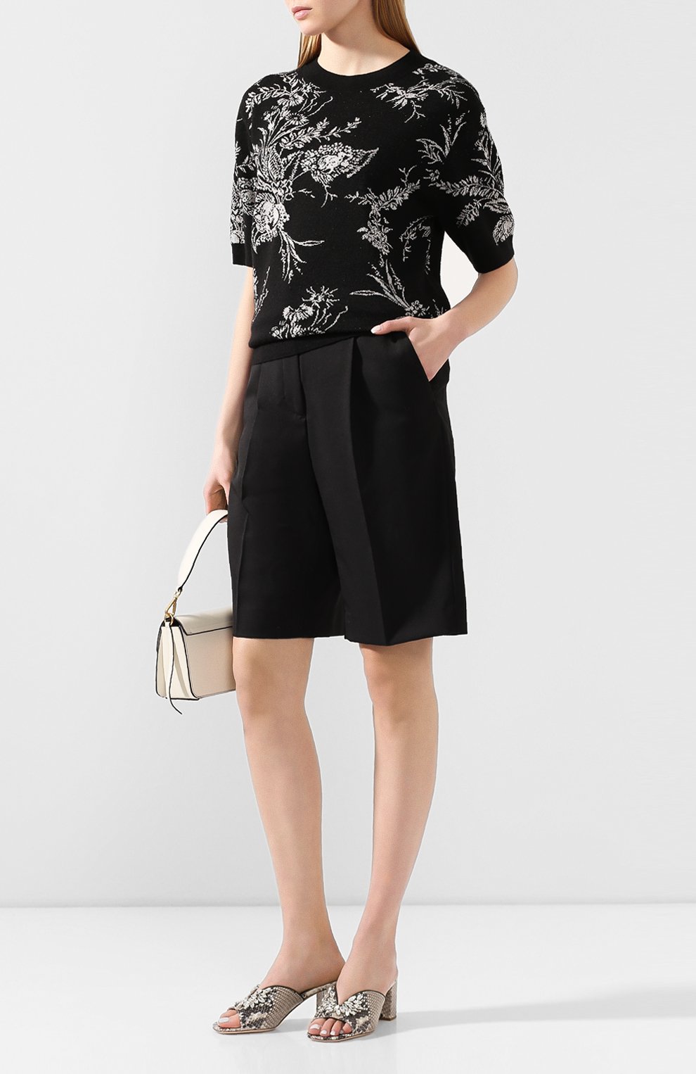 Топ DRIES VAN NOTEN черного цвета по цене 64300 руб., арт. 201-31208-9714, фото 2 Топ DRIES VAN NOTEN, арт. 201-31208-9714, фото 2
