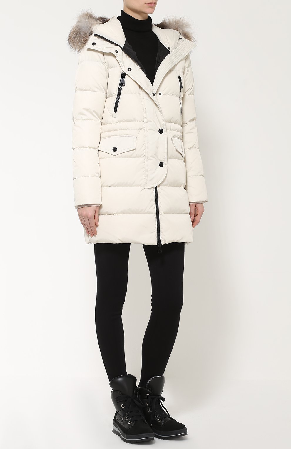 Приталенный стеганый пуховик с меховой отделкой MONCLER, арт. B2-093-49821-25-68065, фото 2