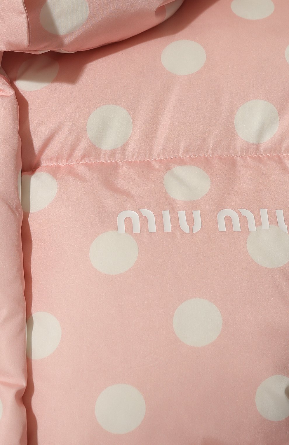 Пуховик MIU MIU светло-розового цвета по цене 240000 руб., арт. ML721-1ZHI-F0V4C, фото 5 Пуховик MIU MIU, арт. ML721-1ZHI-F0V4C, фото 5