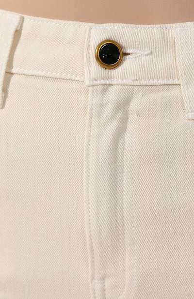 Укороченные джинсы KHAITE бежевого цвета по цене 37850 руб., арт. 1007-008/W902, фото 5 Укороченные джинсы KHAITE, арт. 1007-008/W902, фото 5
