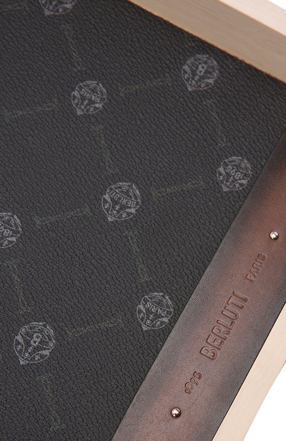 Деревянный поднос BERLUTI бежевого цвета по цене 97700 руб., арт. X235279, фото 3 Деревянный поднос BERLUTI, арт. X235279, фото 3