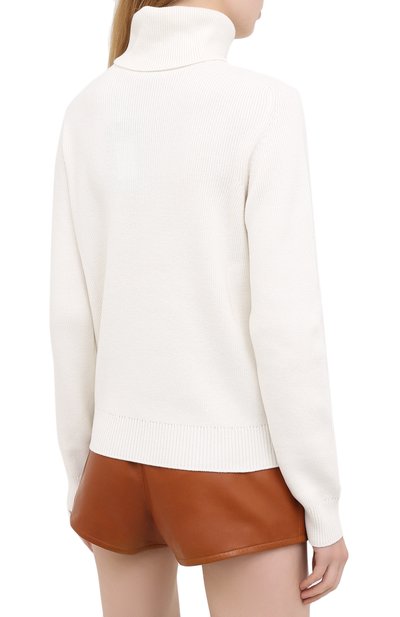 Кашемировая водолазка SAINT LAURENT белого цвета по цене 138500 руб., арт. 633329/YA20L, фото 4 Кашемировая водолазка SAINT LAURENT, арт. 633329/YA20L, фото 4