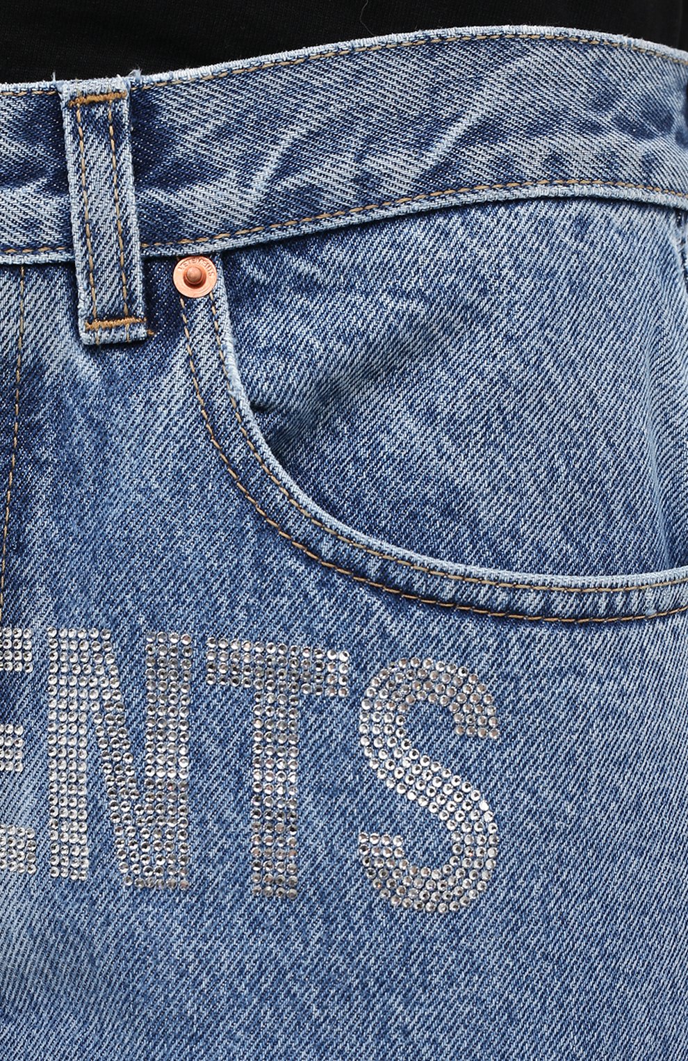 Джинсы VETEMENTS голубого цвета по цене 113000 руб., арт. WAH21PA132 2803/LIGHT BLUE, фото 6 Джинсы VETEMENTS, арт. WAH21PA132 2803/LIGHT BLUE, фото 6