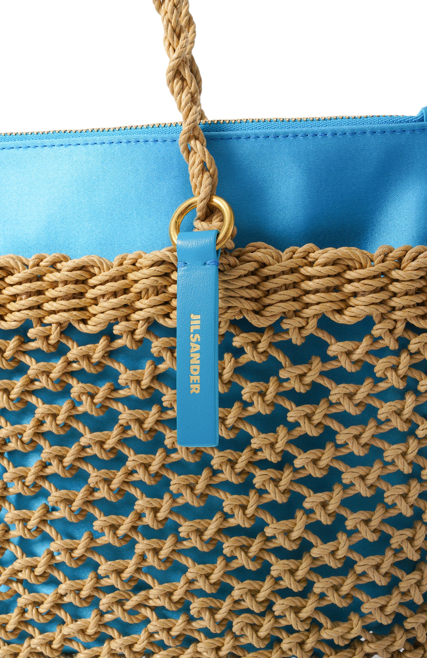 Сумка tangle JIL SANDER голубого цвета по цене 133000 руб., арт. J07ZH0069/P9340, фото 6 Сумка tangle JIL SANDER, арт. J07ZH0069/P9340, фото 6