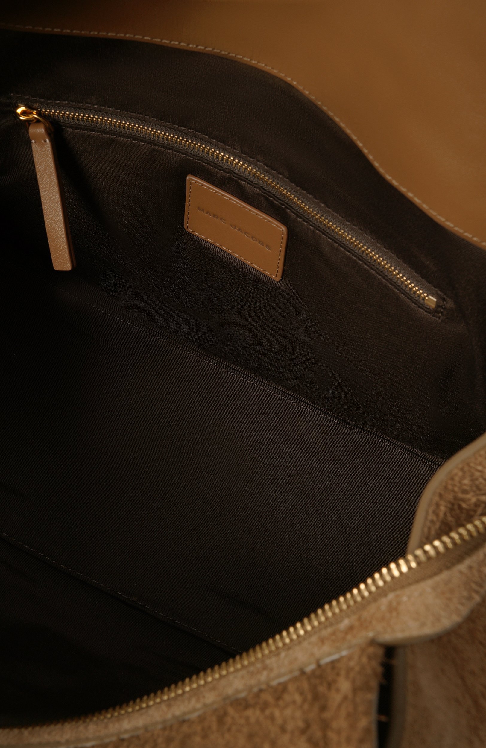 Сумка the carryall MARC JACOBS (THE) бежевого цвета по цене 89950 руб., арт. 2F6HTT005H01, фото 5 Сумка the carryall MARC JACOBS (THE), арт. 2F6HTT005H01, фото 5