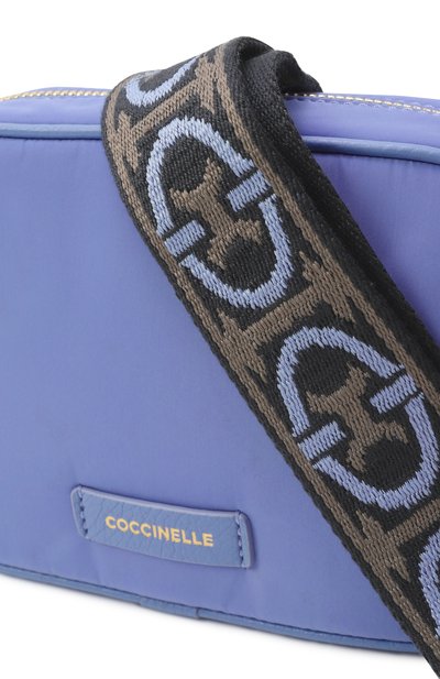 Сумка tebe small COCCINELLE голубого цвета по цене 21450 руб., арт. E5SWG55I101, фото 3 Сумка tebe small COCCINELLE, арт. E5SWG55I101, фото 3