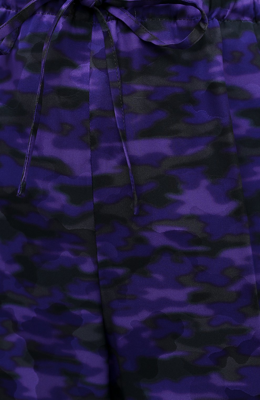 Брюки из вискозы DRIES VAN NOTEN фиолетового цвета по цене 64800 руб., арт. 221-030966-4043, фото 5 Брюки из вискозы DRIES VAN NOTEN, арт. 221-030966-4043, фото 5