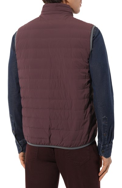 Пуховый жилет BRUNELLO CUCINELLI бордового цвета по цене 165000 руб., арт. MM403B2226, фото 4 Пуховый жилет BRUNELLO CUCINELLI, арт. MM403B2226, фото 4