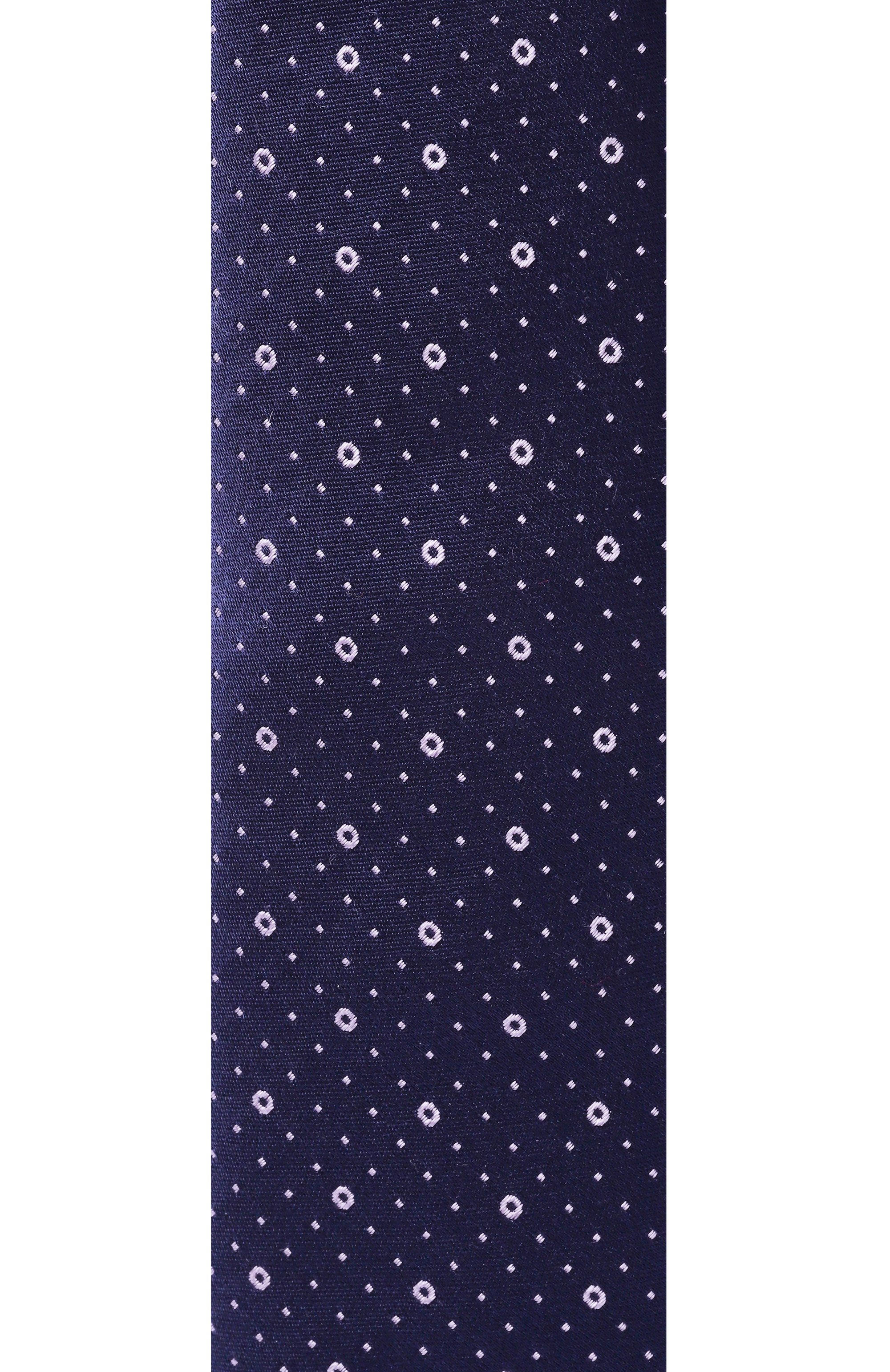 Шелковый галстук HUGO темно-синего цвета по цене 8995 руб., арт. 50540113, фото 4 Шелковый галстук HUGO, арт. 50540113, фото 4