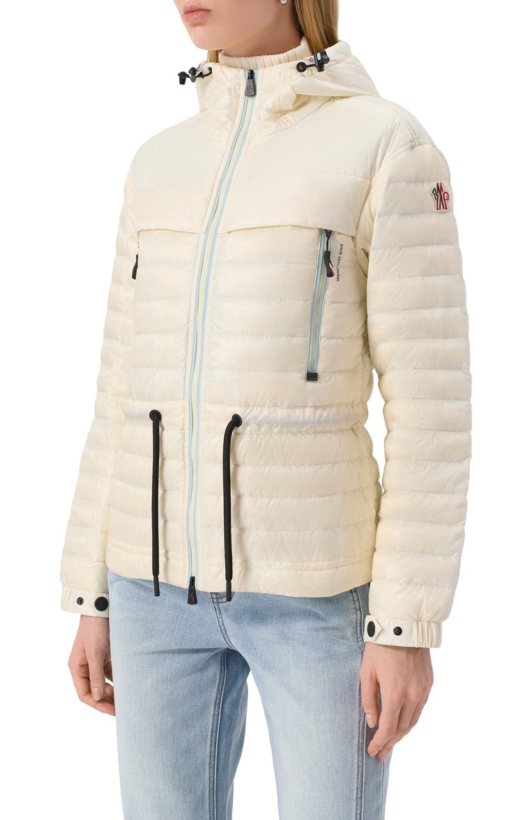 Женская пуховая куртка MONCLER GRENOBLE кремового цвета, арт. 1A000075/7595B | Фото 3 (Материал подклада: Синтетический материал; Материал внешний: Синтетический материал; Длина (верхняя одежда): Короткие; Рукава: Длинные; Стили: Спорт-шик; Кросс-КТ: Куртка, Утепленные; Автоматизация ТО: Проставлено; Автоматизация состава: Проставлено)