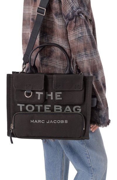 Сумка the tote bag medium MARC JACOBS (THE) черного цвета по цене 45650 руб., арт. 2P5HTT007H03, фото 2 Сумка the tote bag medium MARC JACOBS (THE), арт. 2P5HTT007H03, фото 2