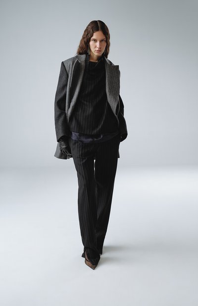 Серьги FORTE_FORTE прозрачного цвета по цене 11200 руб., арт. 10806, фото 4 Серьги FORTE_FORTE, арт. 10806, фото 4