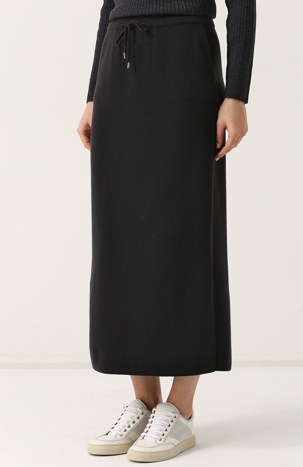 Кашемировая юбка-миди с карманами LORO PIANA темно-серого цвета по цене 225000 руб., арт. FAG4326, фото 3 Кашемировая юбка-миди с карманами LORO PIANA, арт. FAG4326, фото 3