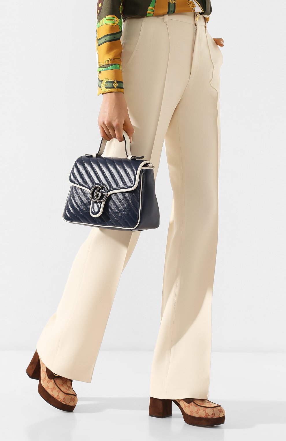 Сумка gg marmont small GUCCI темно-синего цвета по цене 275500 руб., арт. 498110/00LFN, фото 2 Сумка gg marmont small GUCCI, арт. 498110/00LFN, фото 2